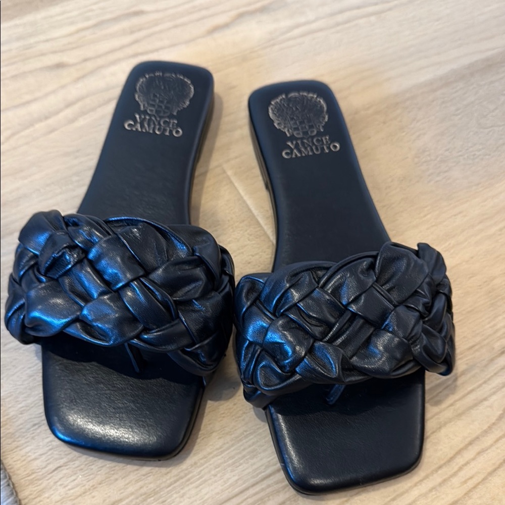 Vince Camuto Black Thong Sandals